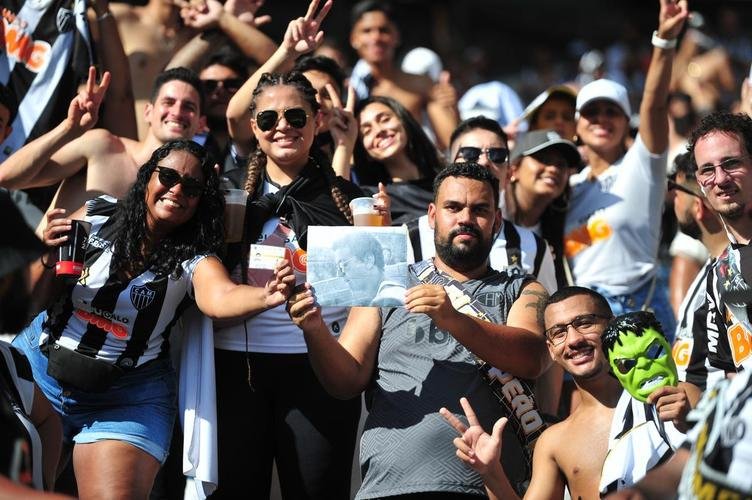 Festa da torcida do Atltico, no Mineiro, no jogo em que o time ergueu a taa de campeo brasileiro, diante do RB Bragantino
