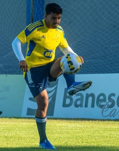 Imagens do último treino do Cruzeiro antes de enfrentar o Sergipe pela Copa do Brasil