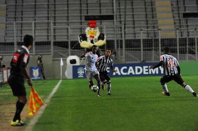 Atl�tico e Santos se enfrentaram, no Independ�ncia, pela 13� rodada do Campeonato Brasileiro