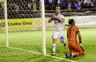 Fotos de Democrata 0x2 Cruzeiro, pela sexta rodada do Campeonato Mineiro