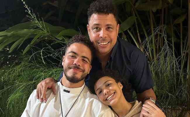 Ronaldo com Ronald e Maria Alice, seu filho mais velho e sua caula