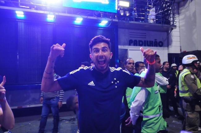 Festa do Cruzeiro na Praa 7 de Setembro, em Belo Horizonte, em comemorao ao acesso  Srie A do Campeonato Brasileiro de 2023