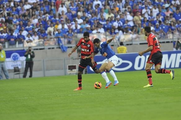 Galeria de fotos do jogo entre Cruzeiro e Flamengo, no Mineiro, pela 19 rodada do Brasileiro