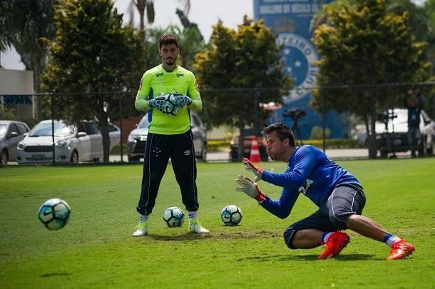 Jogadores da Raposa se reapresentaram na manh desta segunda-feira e comearam a preparao para enfrentar o Coritiba, nesta quarta-feira, no Couto Pereira, pelo Brasileiro