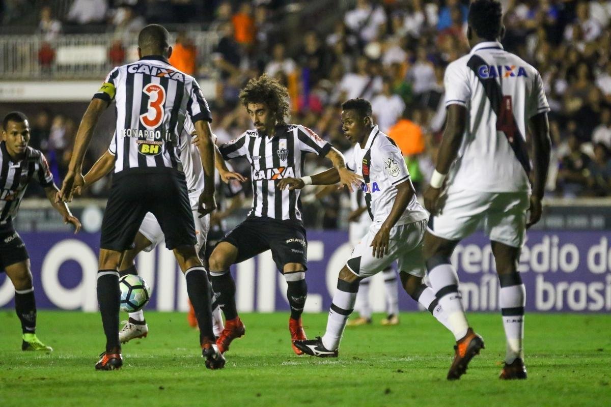 Atltico conquistou um ponto em duelo direto contra o Vasco por vaga na Copa Libertadores 