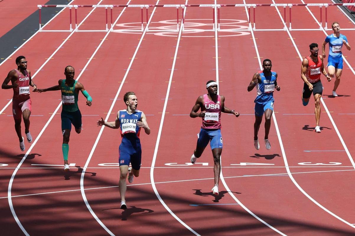 Alisson dos Santos conquistou bronze nos 400m com barreira em Tquio; veja a festa do Piu, o Malvado