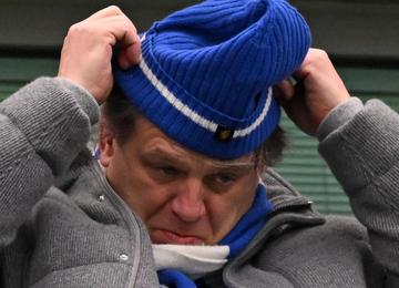 O empresário Todd Boehly, novo proprietário do Chelsea, está considerando fazer um novo estádio para o clube, de acordo com o jornal The Telegraph