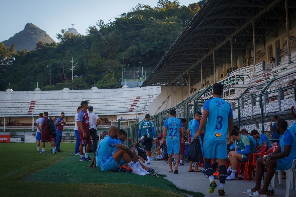 Cruzeiro treinou nesta tera-feira no Estdio das Laranjeiras e fechou preparao para jogo contra o Vasco, pela quinta rodada do Grupo 5 da Copa Libertadores. Partida ser s 21h45 desta quarta, em So Janurio, no Rio de Janeiro (Vinnicius Silva/Cruzeiro E.C)
