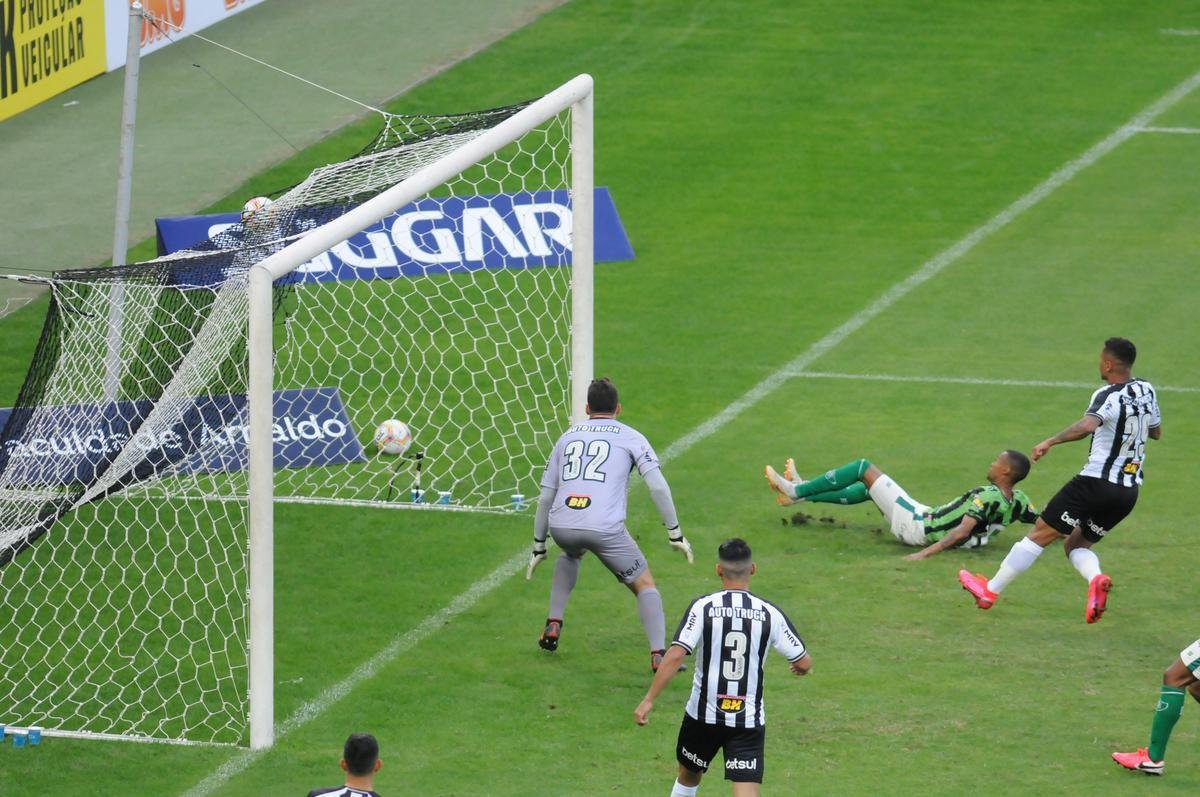 Amrica reagiu no segundo tempo e diminuiu com gol de Ademir