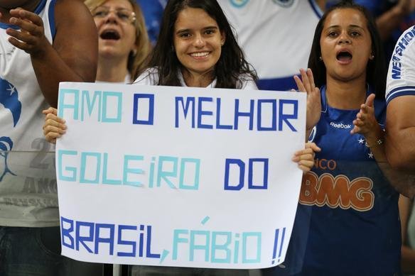 Imagens da torcida do Cruzeiro, no Mineiro, para o jogo com o Atltico-PR