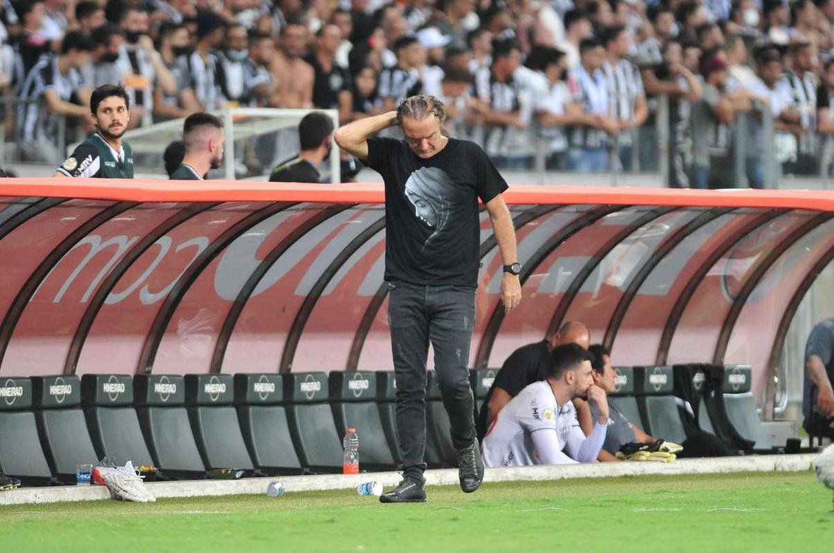 Fotos do jogo entre Atltico e Grmio, no Mineiro, em BH, pela 19 rodada do Campeonato Brasileiro