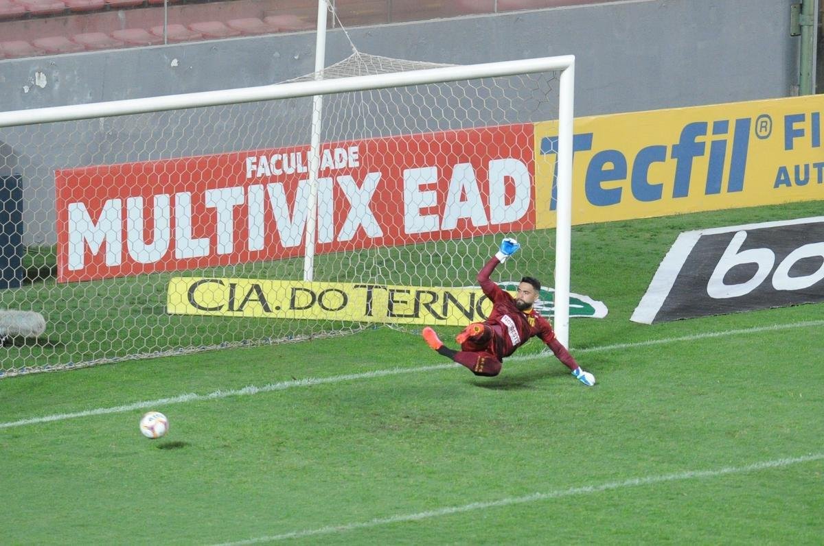 Fotos do jogo entre Amrica e Sampaio Corra, no Independncia, em Belo Horizonte, pela 27 rodada da Srie B do Campeonato Brasileiro