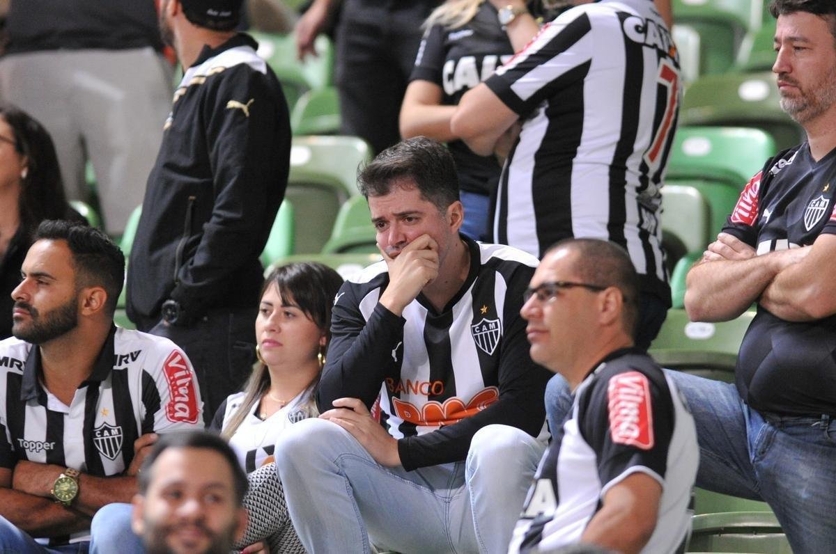Torcedores do Atltico saram revoltados do Independncia com eliminao prematura na Sul-Americana