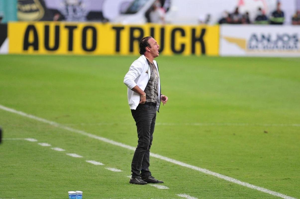 Fotos da finalssima do Campeonato Mineiro, no Mineiro, entre Atltico e Amrica (Alexandre Guzanashe/EM/D. A Press)