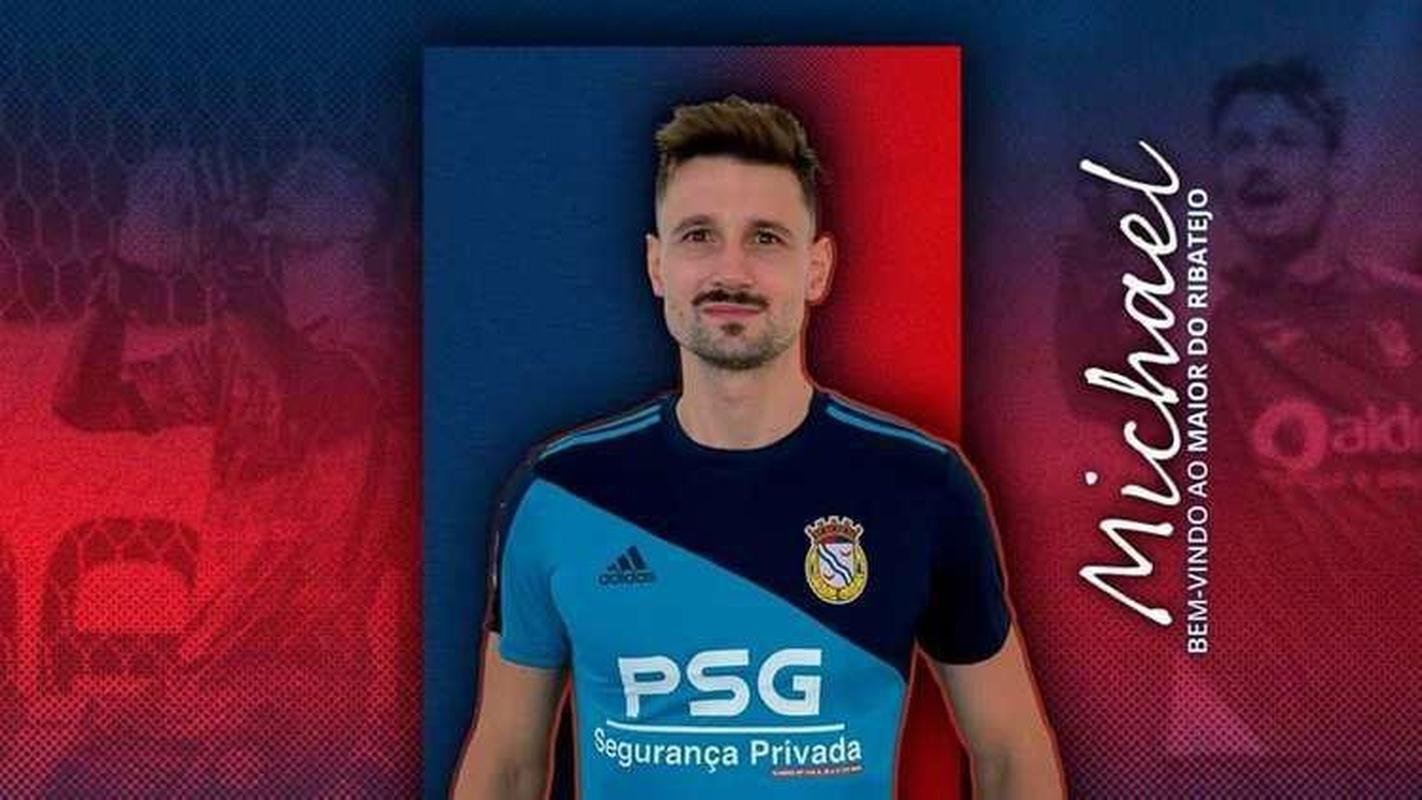 Michael - goleiro foi emprestado ao Alverca, de Portugal
