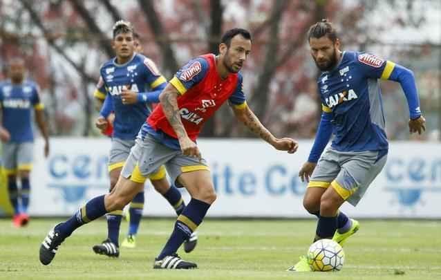 Mano comandou atividade tcnica nesta quarta, antes de Cruzeiro x Ponte, jogo de sbado, pela Srie A