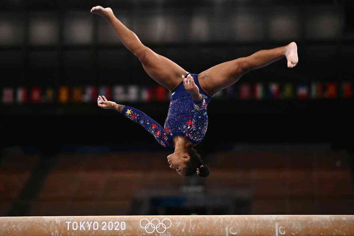 Fotos de Simone Biles durante os Jogos de Tóquio