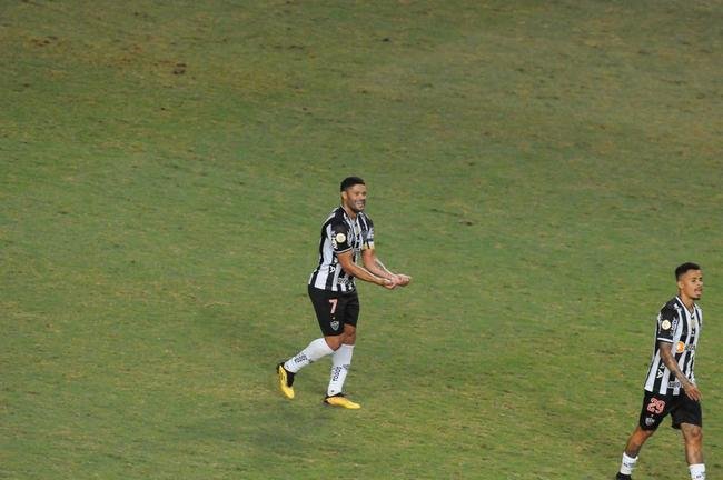 Fotos da vitria do Atltico por 2 a 0 sobre Atltico-GO pelo Campeonato Brasileiro