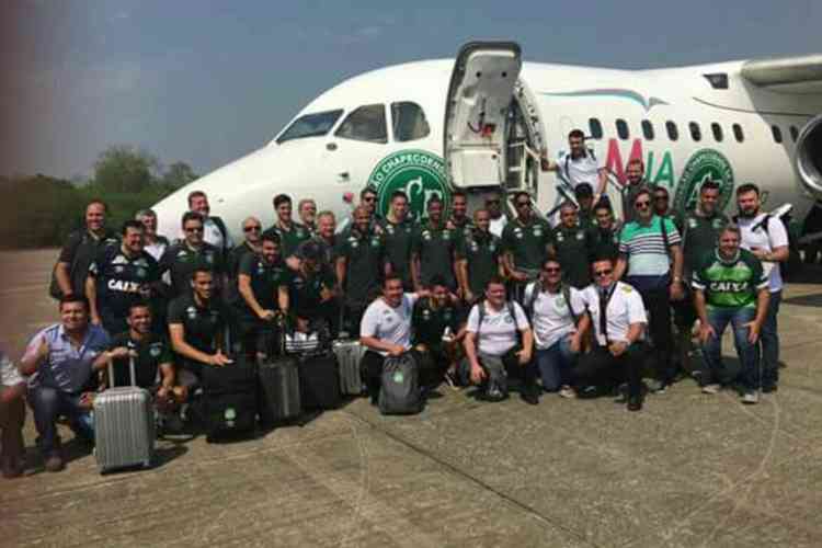 Avião que levava jogador argentino ao seu novo clube desaparece na Europa