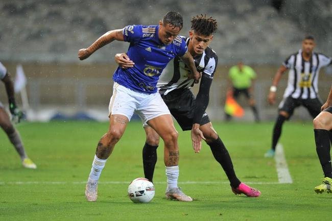 Fotos do jogo entre Cruzeiro e Democrata-GV, no Mineiro, em BH, pela quinta rodada do Campeonato Mineiro de 2022
