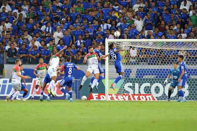 sᴀᴍᴜᴇʟ ᴠᴇɴᴀ̂ɴᴄɪo ™ on X: Jogos do Cruzeiro na Série B do Campeonato  Brasileiro. Começa em maio e termina em novembro a luta para retornar à  elite do futebol brasileiro!  /