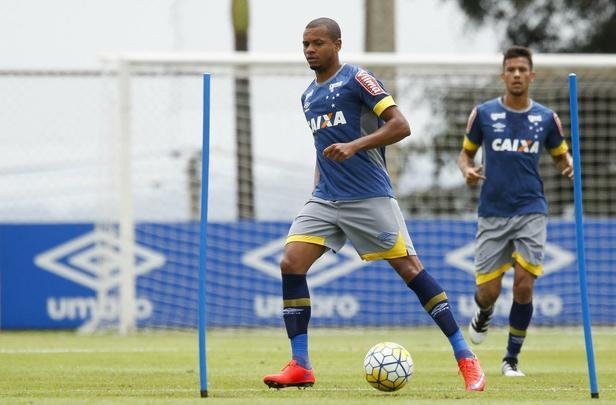 Mano comandou atividade tcnica nesta quarta, antes de Cruzeiro x Ponte, jogo de sbado, pela Srie A