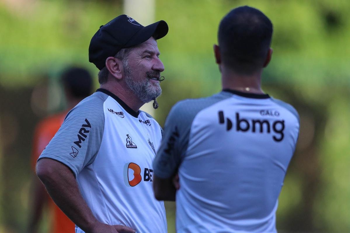 Com novo uniforme de treino, Atlético fechou nesta sexta-feira sua preparação para enfrentar o Athletic, às 19h deste sábado, no Independência, pela 11ª rodada do Campeonato Mineiro