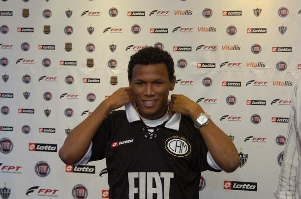 Amaral (2008) - Chegou ao Atlético para disputar o Brasileirão de 2008, mas deixou o clube após três jogos. No dia 19 de agosto de 2008, o Palmeiras - dono dos direitos do jogador - acertou sua transferência para o Las Palmas, da Espanha.