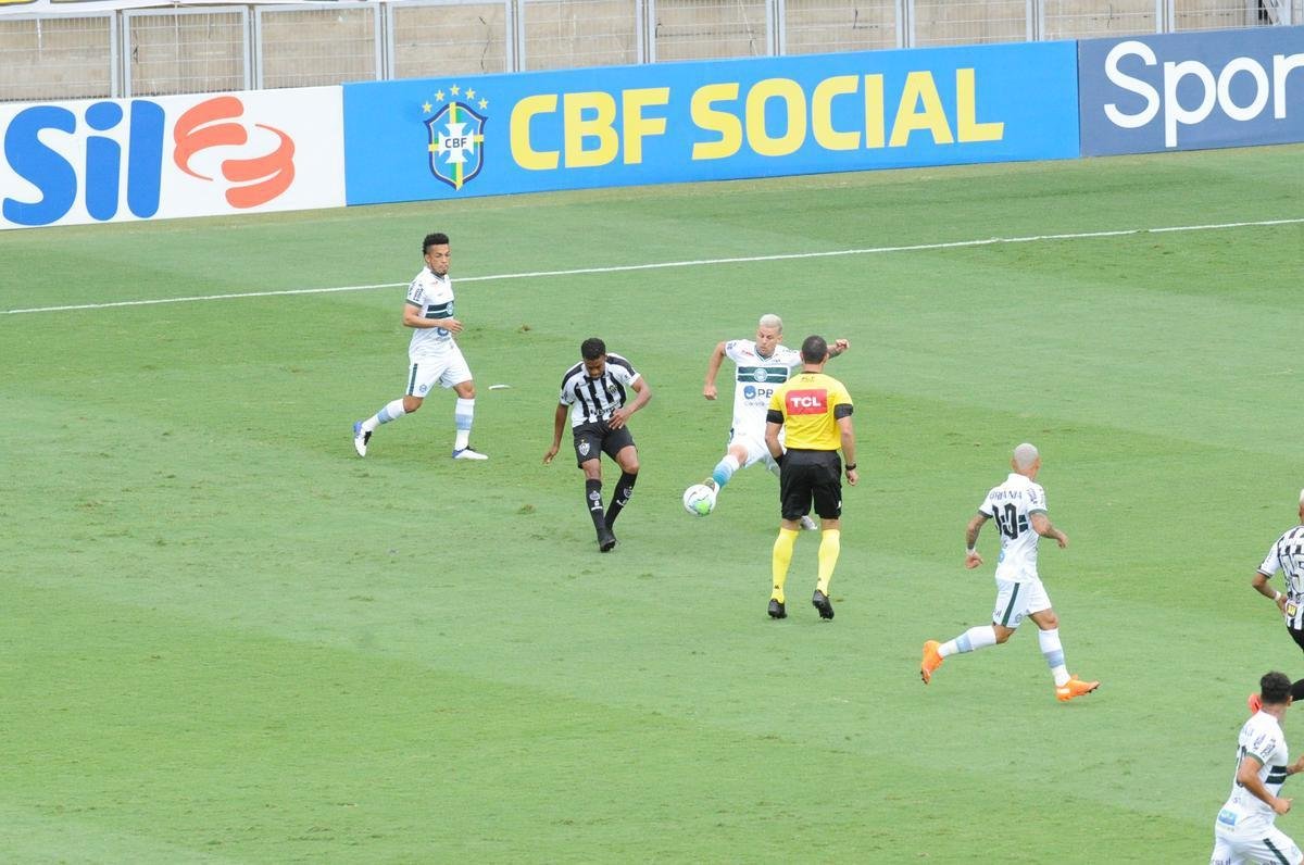 Imagens do jogo entre Atltico e Coritiba, pela 27 rodada da Srie A do Campeonato Brasileiro, no Mineiro