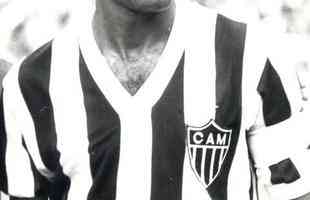 Luisinho - 537 jogos - Vestiu a camisa do Galo na dcada de 1980. Em 537 jogos pelo alvinegro, o ex-jogador marcou 21 gols e  considerado um dos principais jogadores da histria do clube