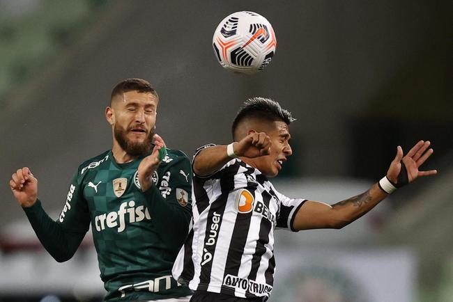 Fotos do jogo de ida da semifinal da Copa Libertadores de 2021, entre Palmeiras e Atltico, no Allianz Parque, em So Paulo