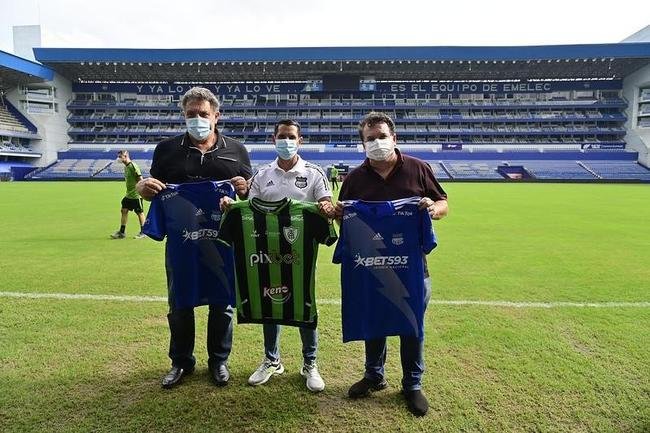 Fotos do treino do América no Estádio George Campwell, do Emelec, em Guayaquil, antes de jogo contra o Barcelona pela Copa Libertadores