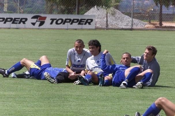 SETEMBRO - Dia a dia de treinos do Cruzeiro na temporada que culminou com a Trplice Coroa