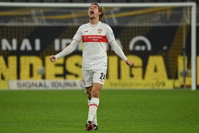 17�: lateral-esquerdo Borna Sosa (Stuttgart)  - �ndice: 81,5
