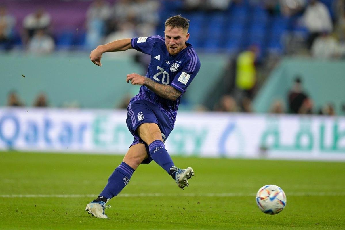 Alexis Mac Allister marcou o primeiro gol da Argentina sobre a Polnia no Estdio 974, em duelo pelo Grupo C da Copa do Mundo