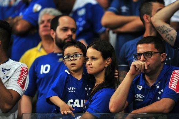 Torcedores pareciam no acreditar no empate com o Vasco no Mineiro