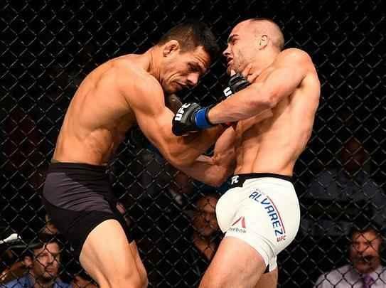 Na luta principal do UFC Fight Night 90, Rafael dos Anjos é nocauteado por Eddie Alvarez no primeiro round e perde cinturão do peso leve