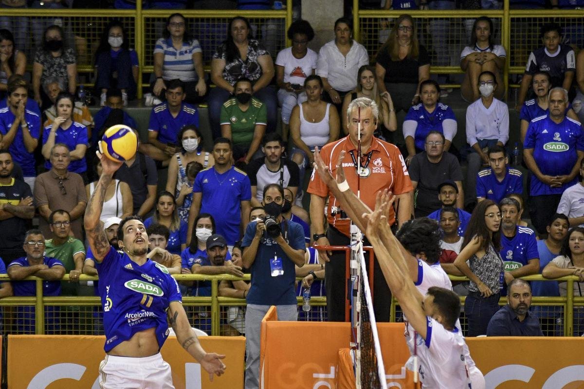 Cruzeiro venceu o Minas no tie-break no primeiro jogo da final da Superliga
