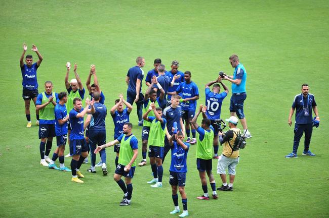 Cruzeiro x Athletic: veja fotos do jogo no Independncia