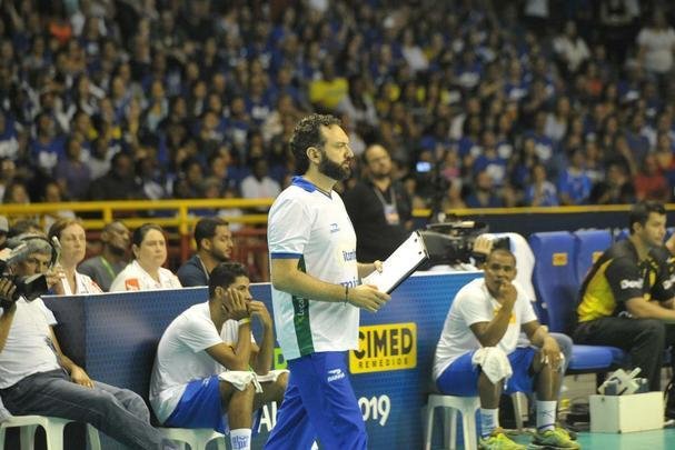 Minas x Praia: veja fotos da primeira partida da final