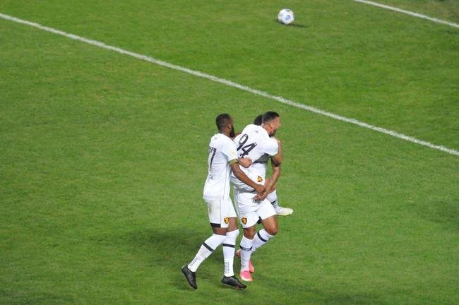 Amrica e Sport se enfrentaram nesta segunda-feira (19), no Independncia, em Belo Horizonte, em partida vlida pela 12 rodada do Brasileiro