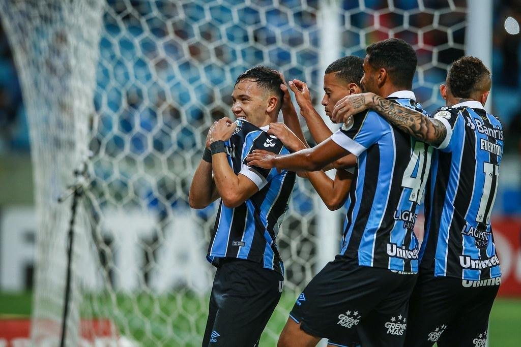 Grmio 2 x 0 Cruzeiro: veja fotos do jogo em Porto Alegre