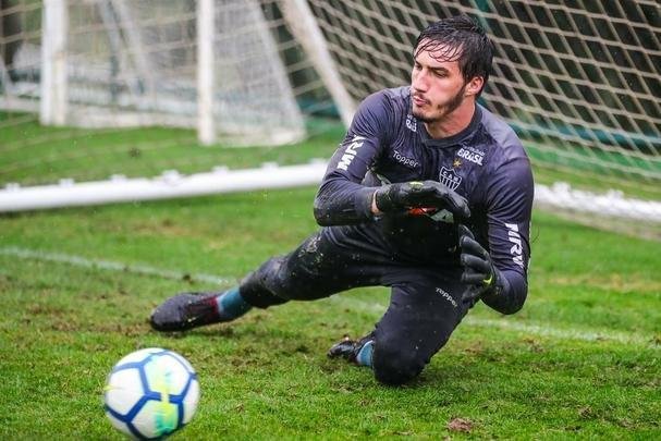 Atltico treinou sob chuva intensa na Cidade do Galo nesta quinta-feira  tarde