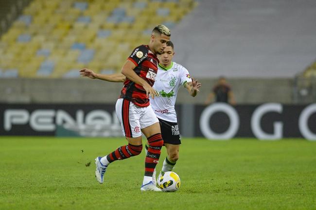 América foi derrotado pelo Flamengo por 3 a 0, no Maracanã