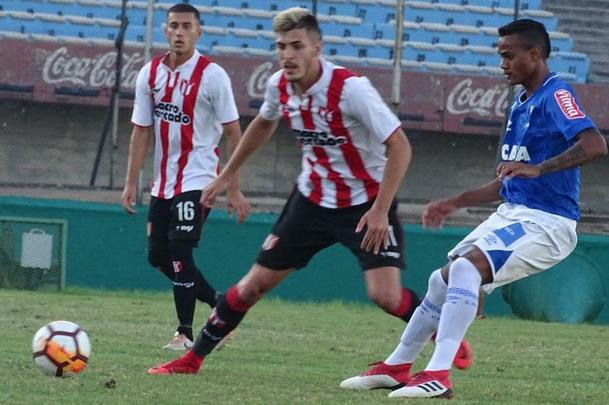 Fotos de Cruzeiro x River Plate, no Estádio Centenário de Montevidéu, pela Copa Libertadores Sub-20