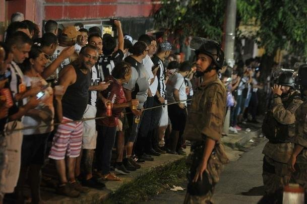 Torcida do Atltico no pr-jogo do duelo com o Defensor, no Independncia, pela Copa Libertadores