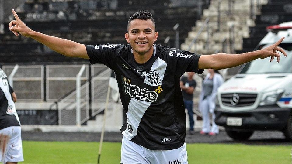 O atacante Bruno Rodrigues marcou 7 gols em 29 jogos pela Ponte Preta, que encerrou a Srie B em 7, com 57 pontos.