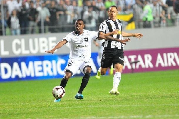 Fotos do primeiro tempo do duelo entre Atltico e Botafogo, no Independncia, pela Sul-Americana