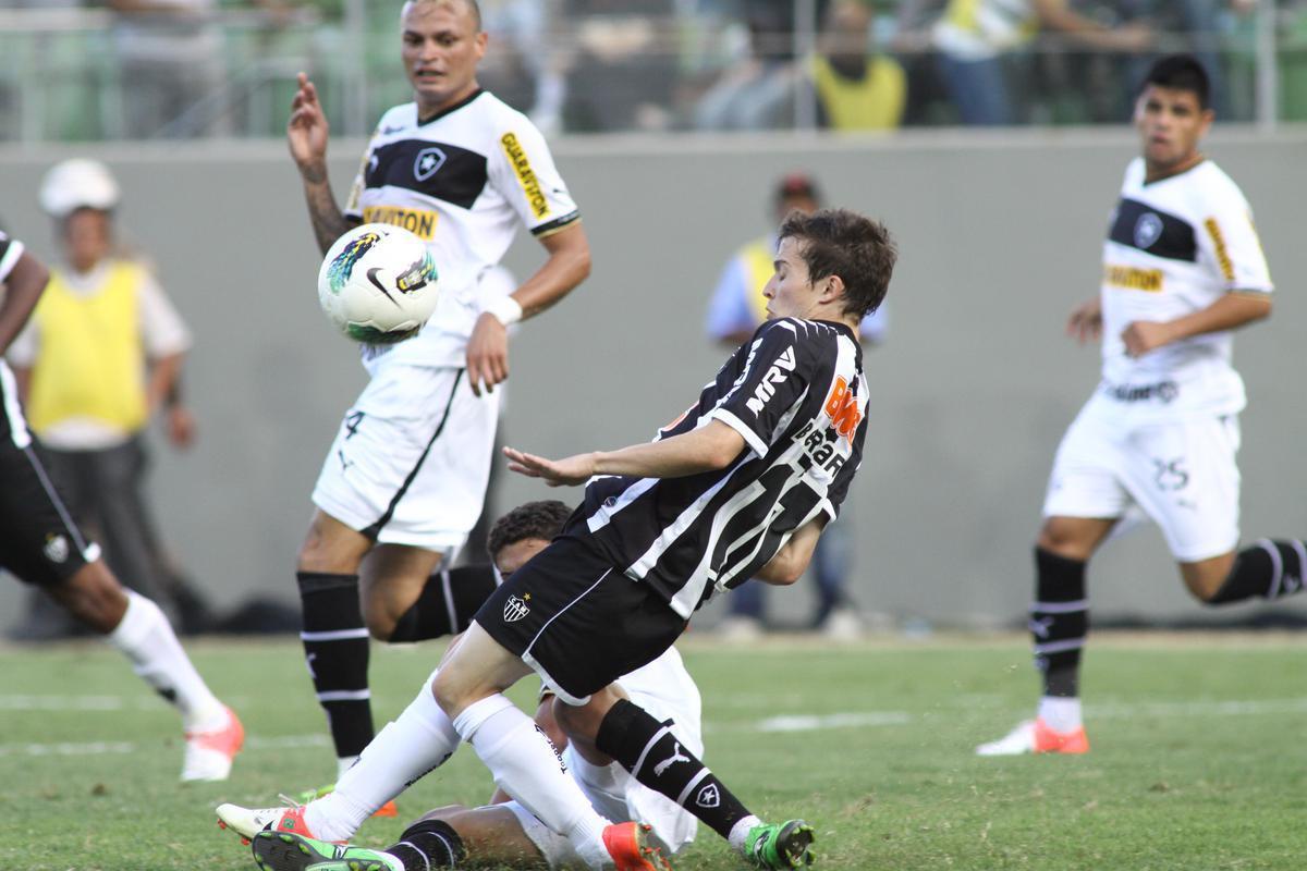 2012 - 14 vitrias e cinco empates (aproveitamento de 82,5%), com 42 gols marcados e 15 sofridos