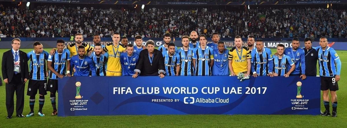 Fotos da premiao do Mundial de Clubes e da festa do Real Madrid com o hexa
